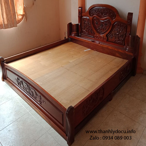 Bộ giường gỗ gõ đỏ Việt